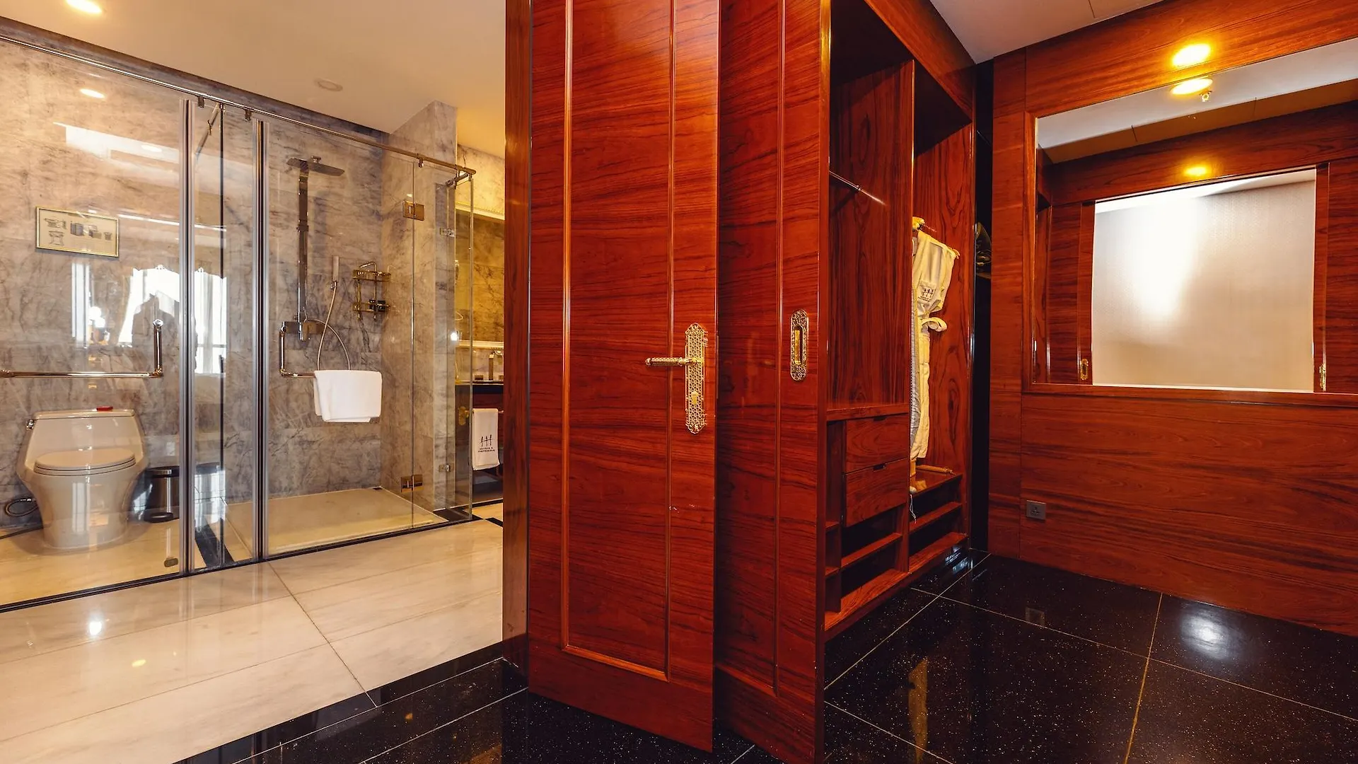 *****  Hotels & Preference Hualing Tbilisi Georgien