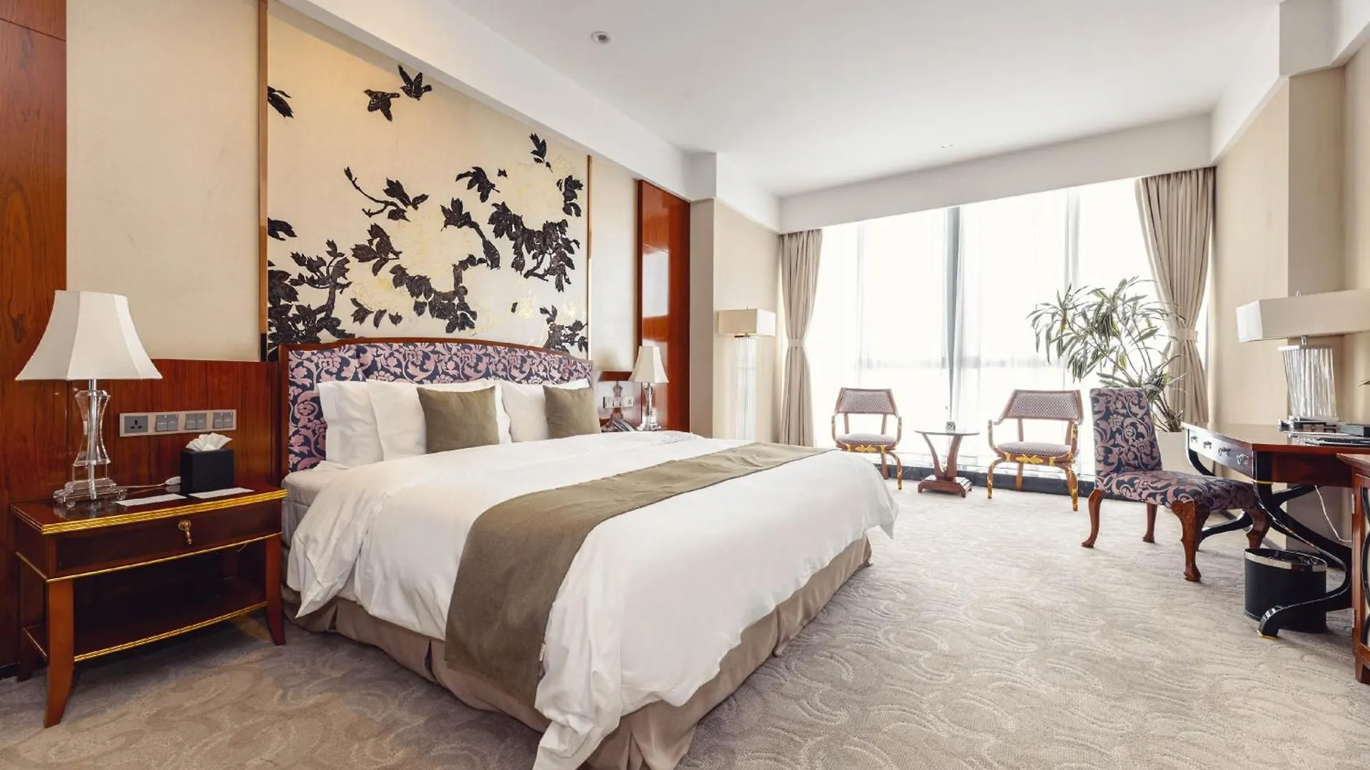 Hotels & Preference Hualing Tiflis